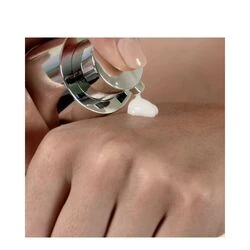 Intraceuticals Rejuvenate Hyaluronic Layering Kit 3 Intraceuticals Rejuvenate Hyaluronic Layering Kit - Image 3